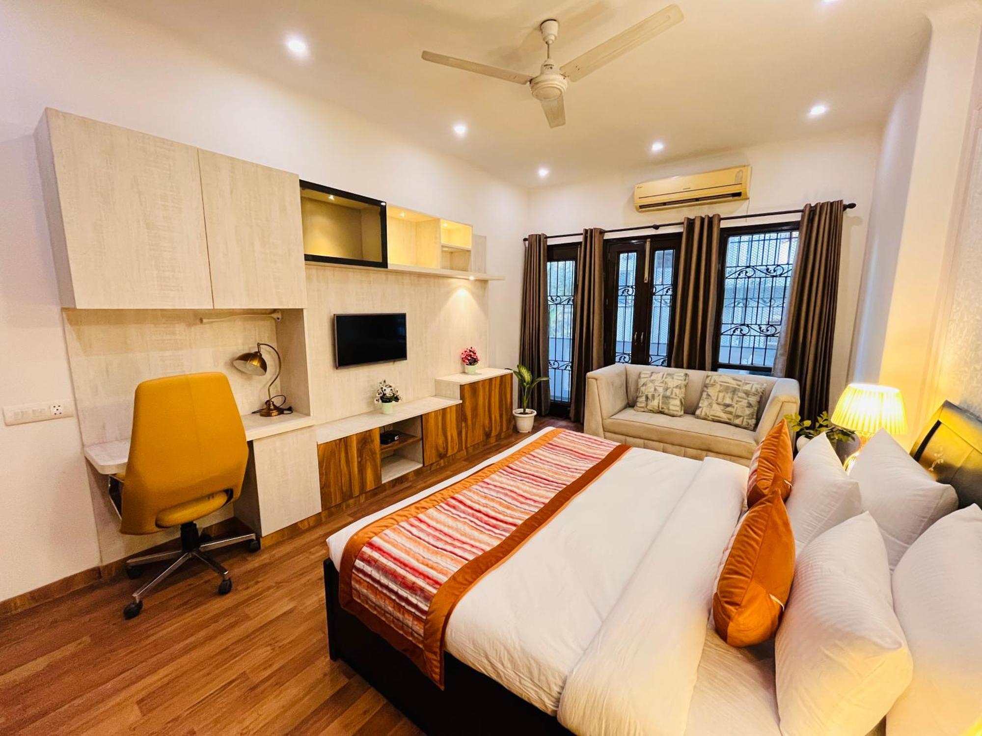 The South Manor Residency Near Aiims Hospital