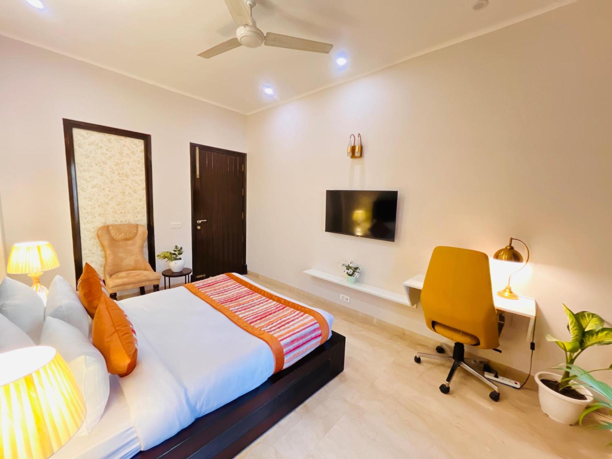 The South Manor Residency Near Aiims Hospital New Delhi