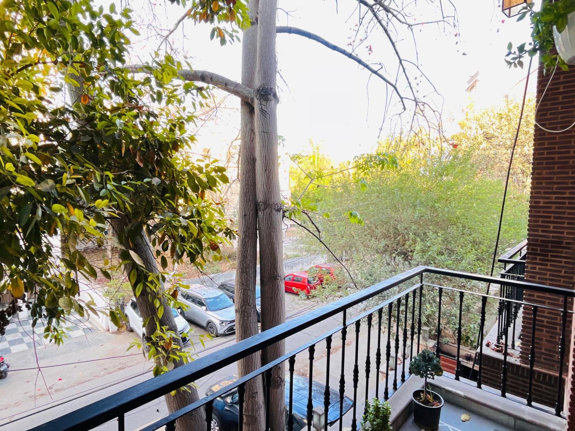 The South Manor Residency Near Aiims Hospital Hotel 3*